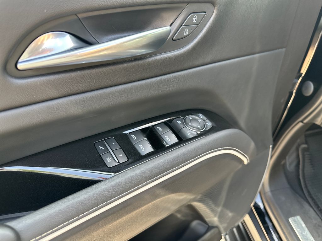 Used 2021 Black Cadillac Sport image 21