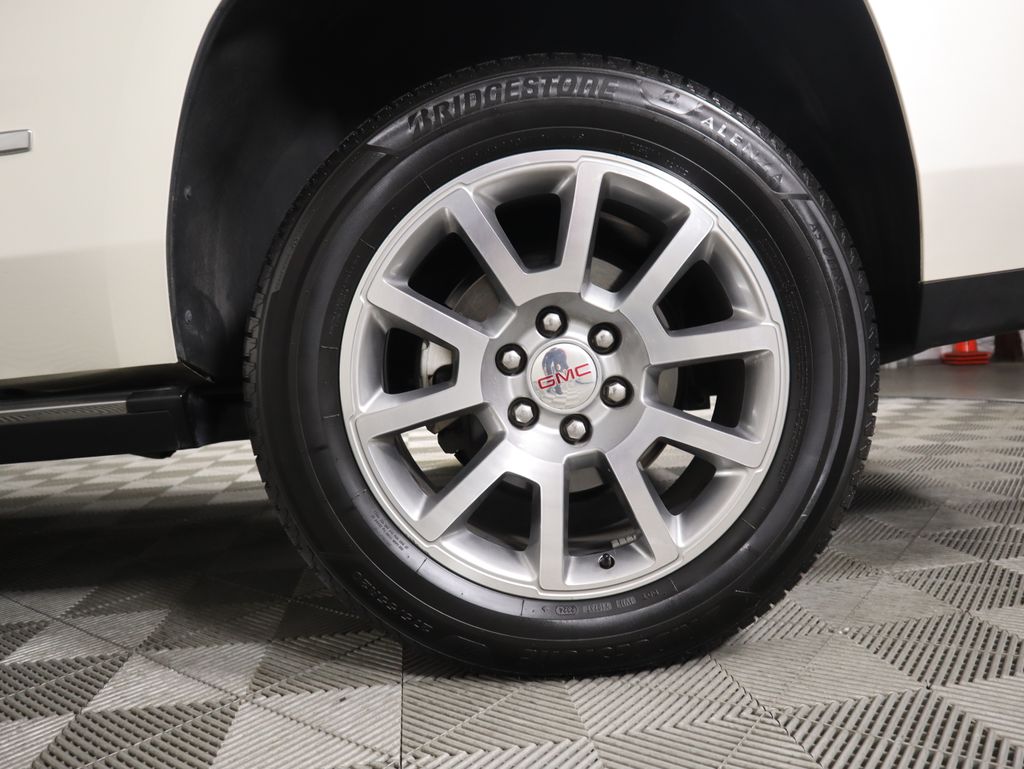 Thumbnail: 2015 GMC Yukon - 31