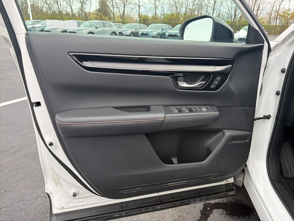 Thumbnail: 2023 Honda CR-V - 19