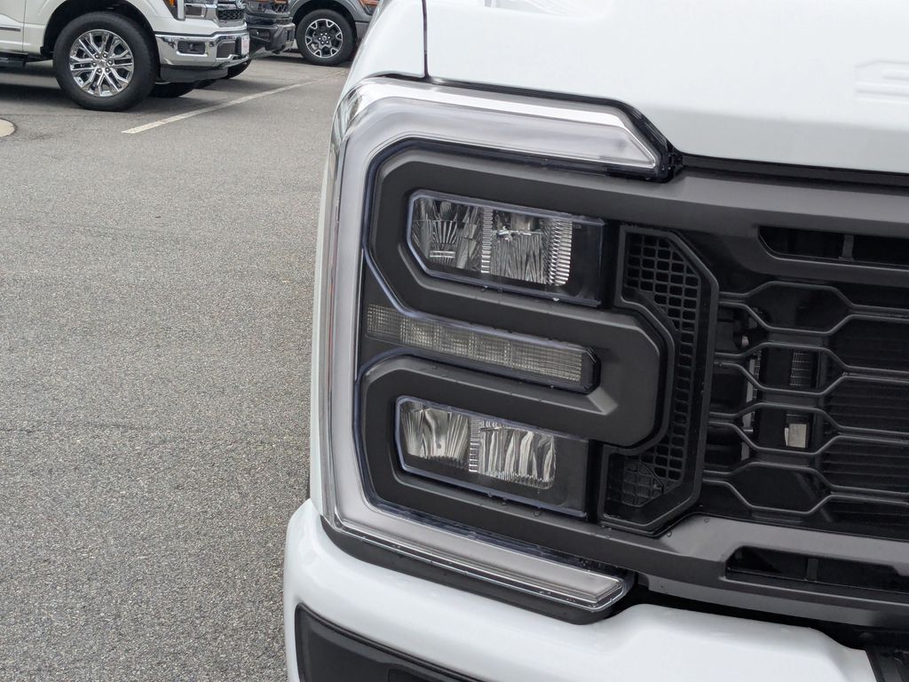 2025 Ford F-350 Super Duty XL