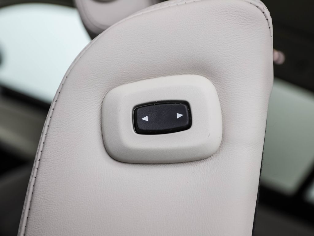 Thumbnail: 2022 BMW X7 - 26
