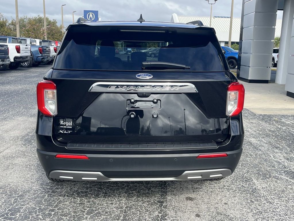 2023 Ford Explorer XLT 5