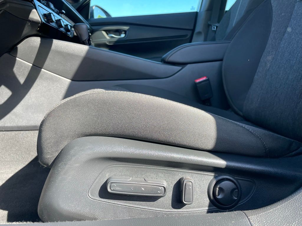 Thumbnail: 2025 Honda Accord - 25