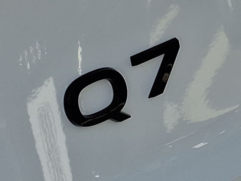 Thumbnail: 2026 Audi Q7 - 23