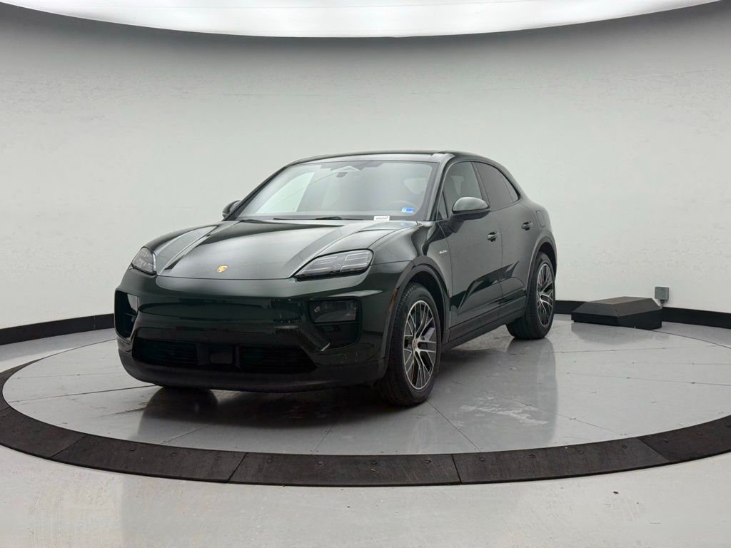 Thumbnail: 2026 Porsche Macan - 1