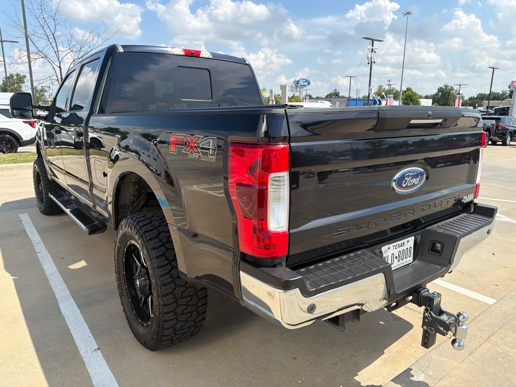 Used 2019 Ford F-250SD Lariat Crew Cab