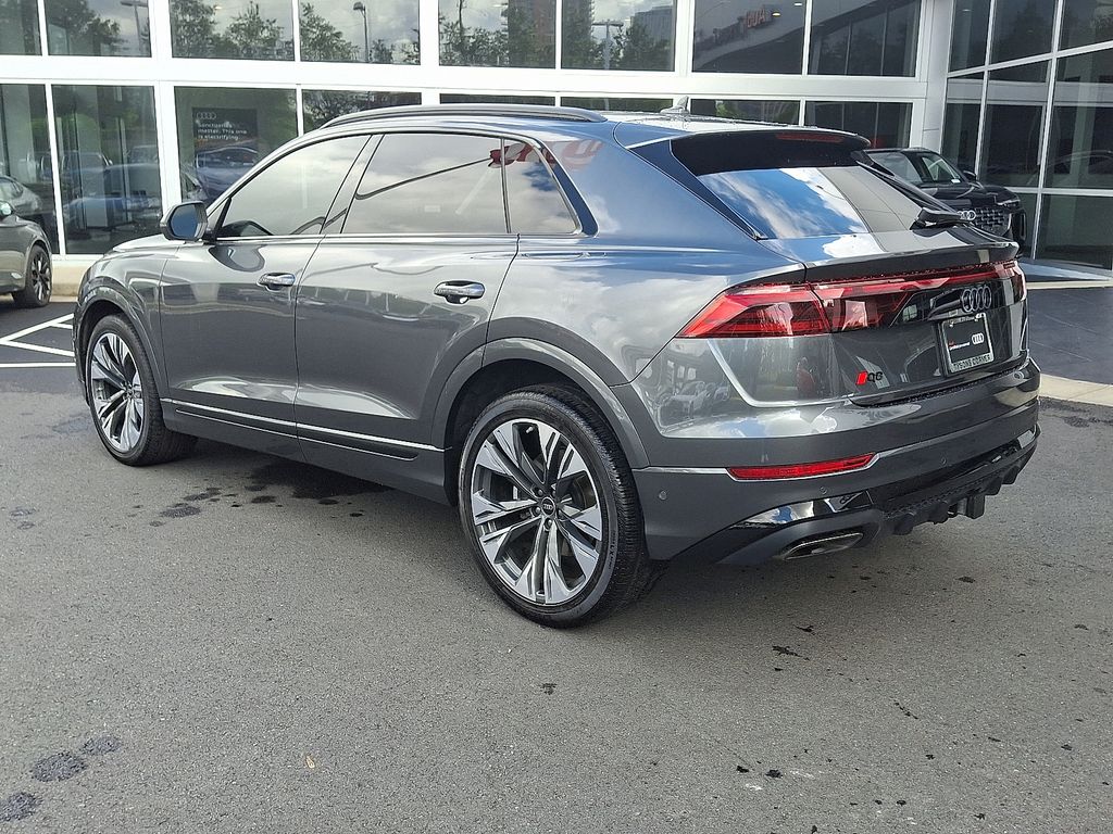 2024 Audi Q8 Prestige 6