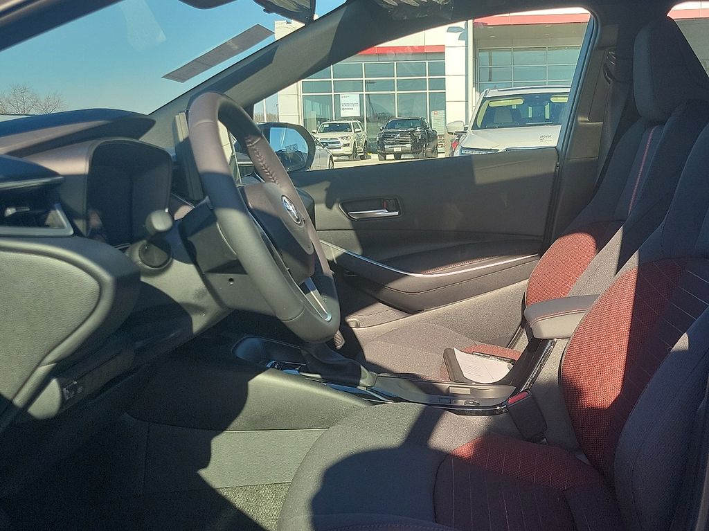 Thumbnail: 2025 Toyota Corolla - 9
