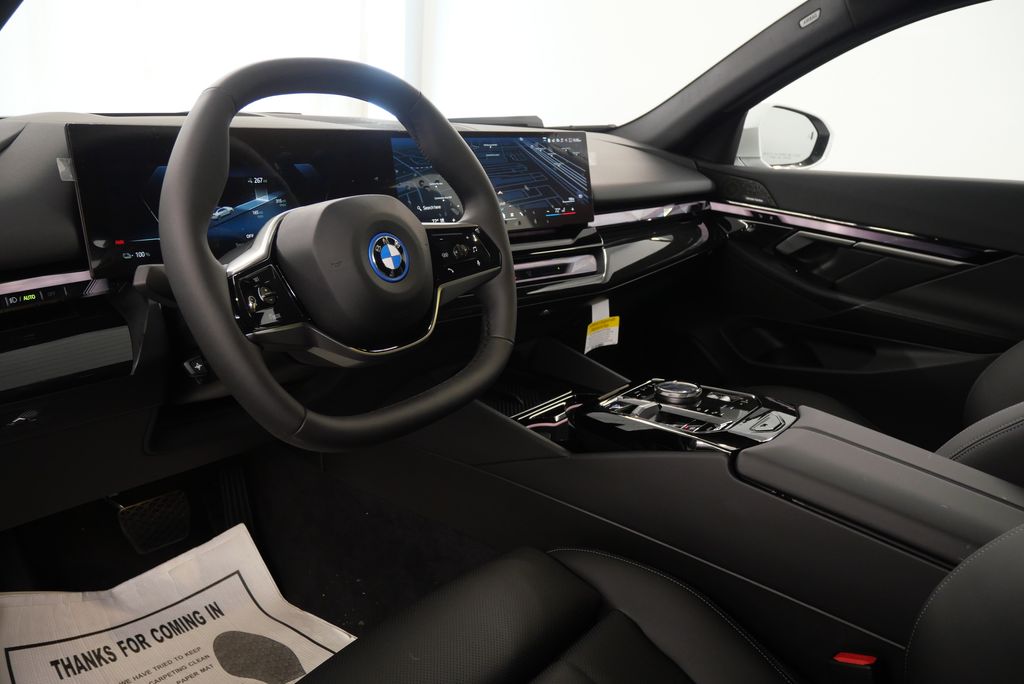 2025 BMW i5 eDrive40 14