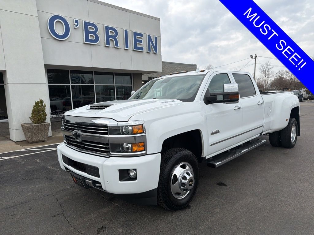 Summit White 2017 Chevrolet Silverado 3500HD High Country Crew Cab 4WD Pickup Truck Four-Wheel Drive 6-Speed Automatic