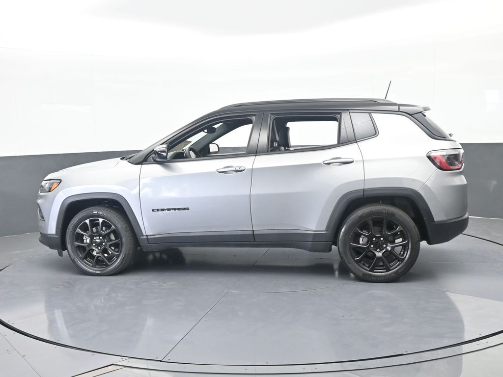 2022 Jeep Compass Altitude's photo