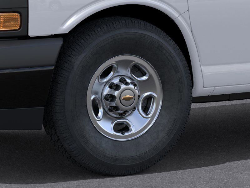 New 2025 White Chevrolet Work Van image 10