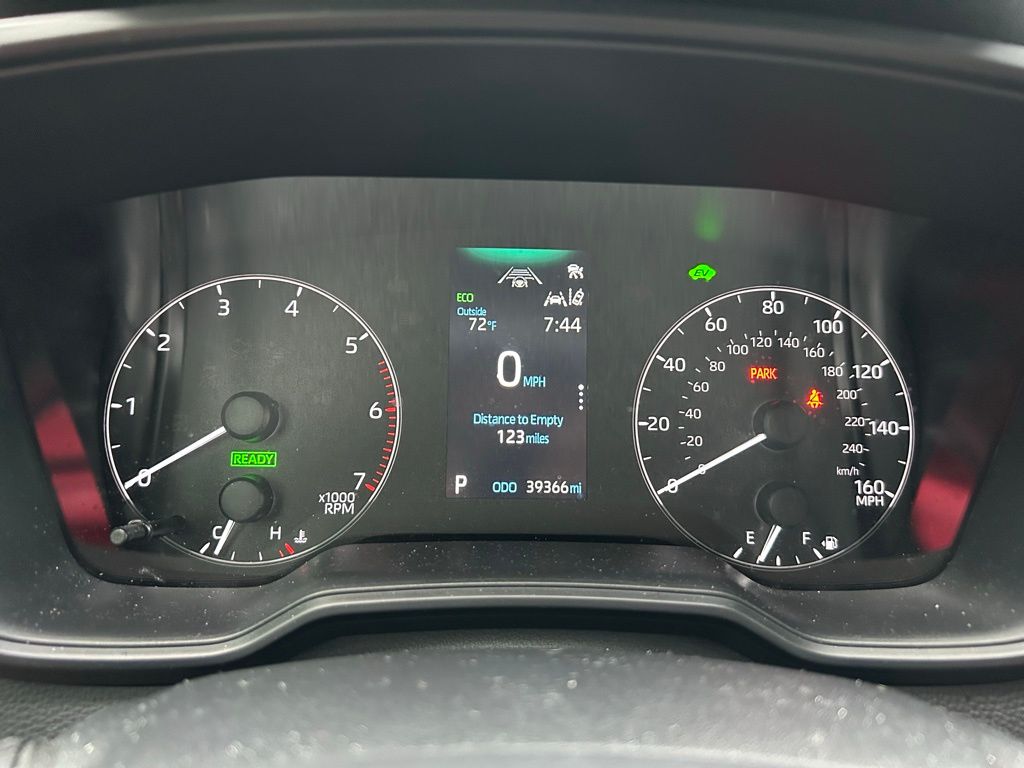 Thumbnail: 2025 Toyota Corolla - 22