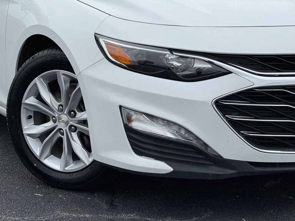 Used 2025 Chevrolet Malibu Sedan