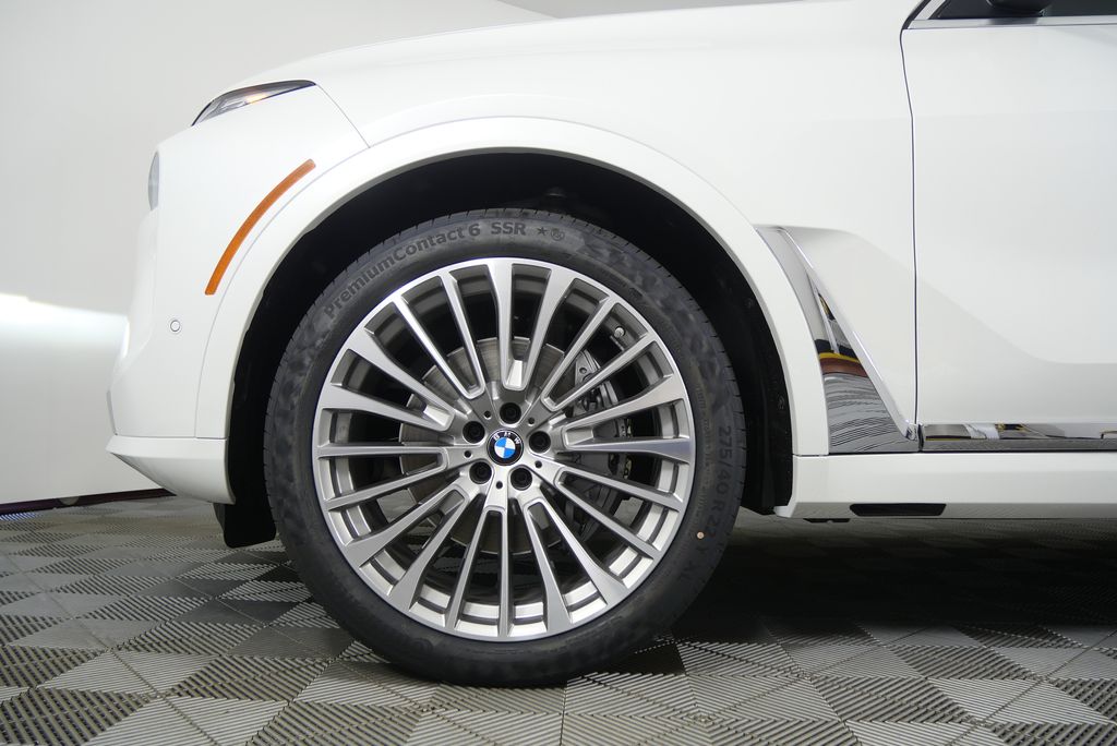 Thumbnail: 2026 BMW X7 - 7