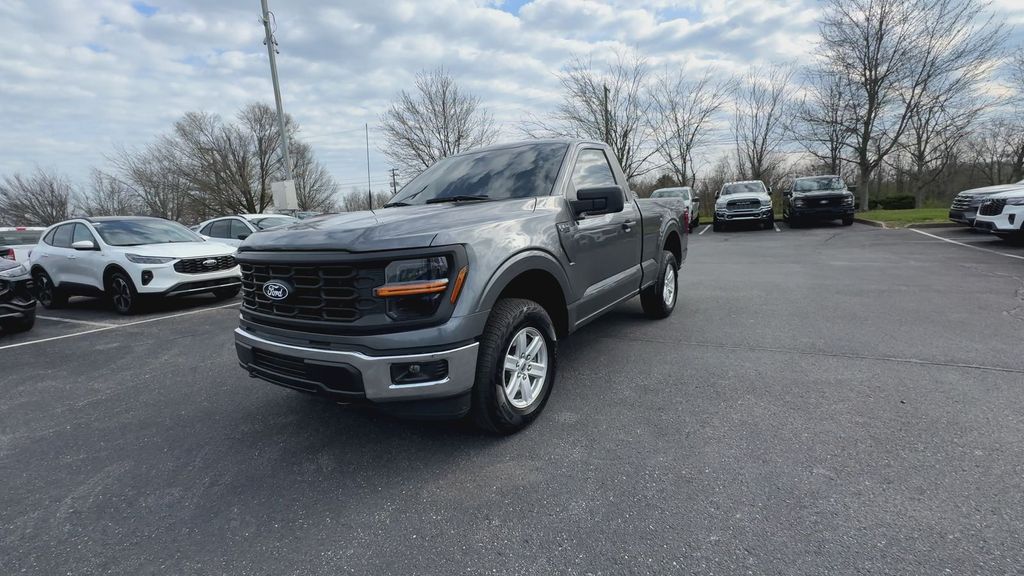 View vehicle photo 4