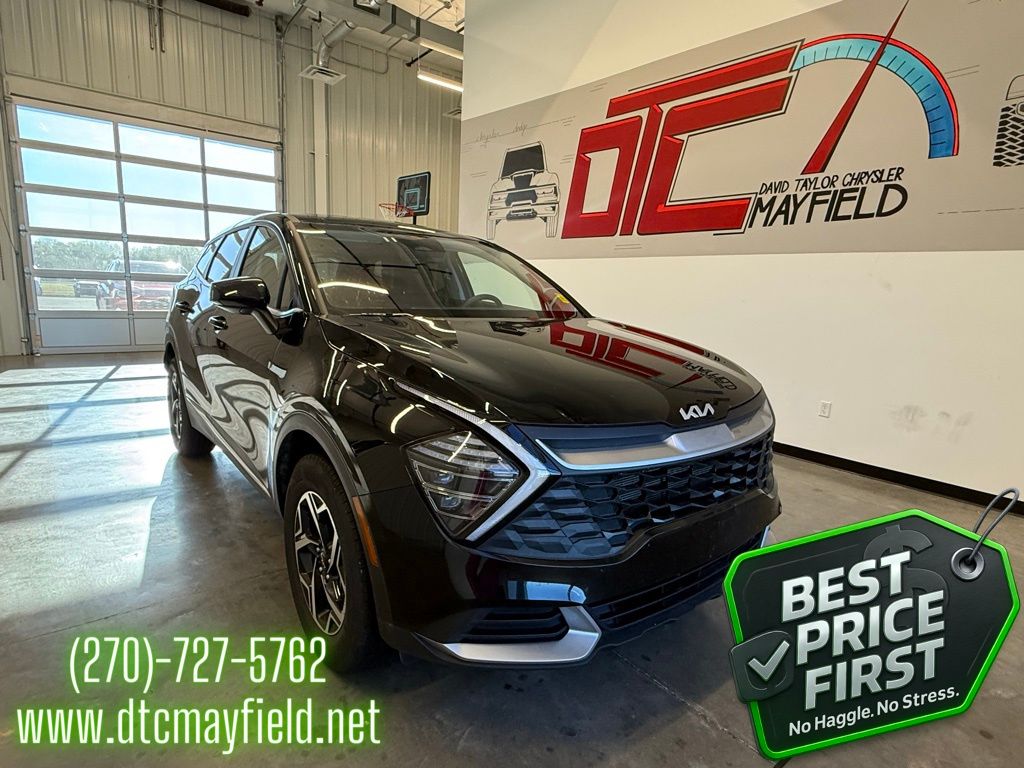 Ebony Black 2025 Kia Sportage LX AWD SUV / Crossover All-Wheel Drive 8-Speed Automatic