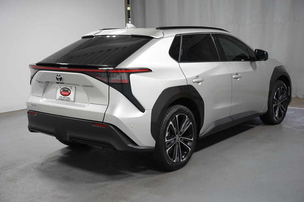 Thumbnail: 2024 Toyota bZ4X - 8
