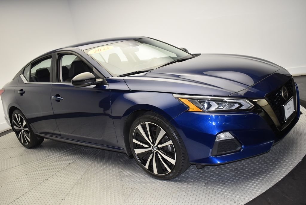 2022 Nissan Altima SR 3