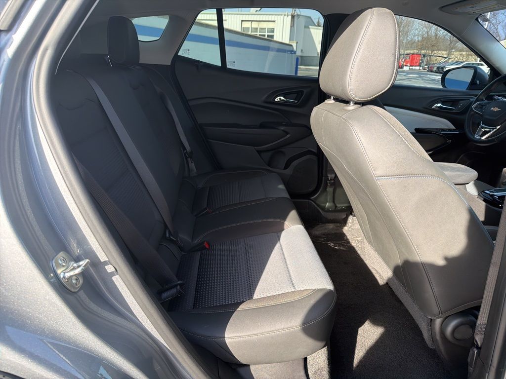 Thumbnail: 2024 Chevrolet Trax - 22