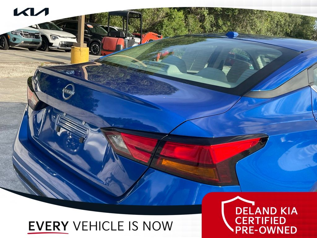 2025 Nissan Altima SV - Photo 8