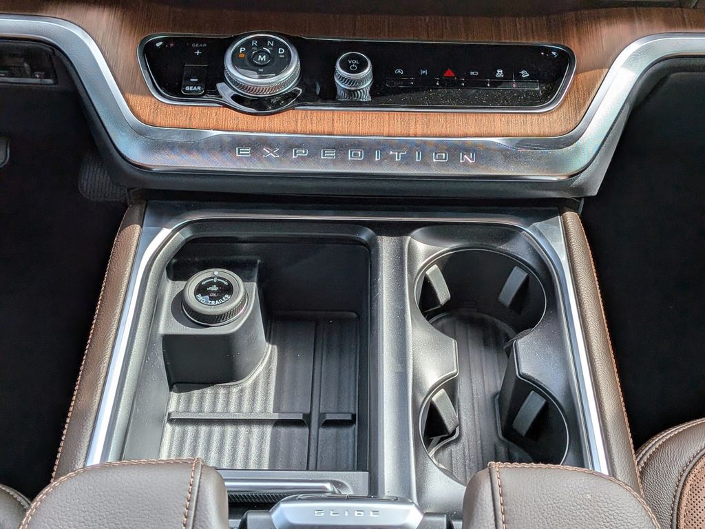 2026 Ford Expedition King Ranch