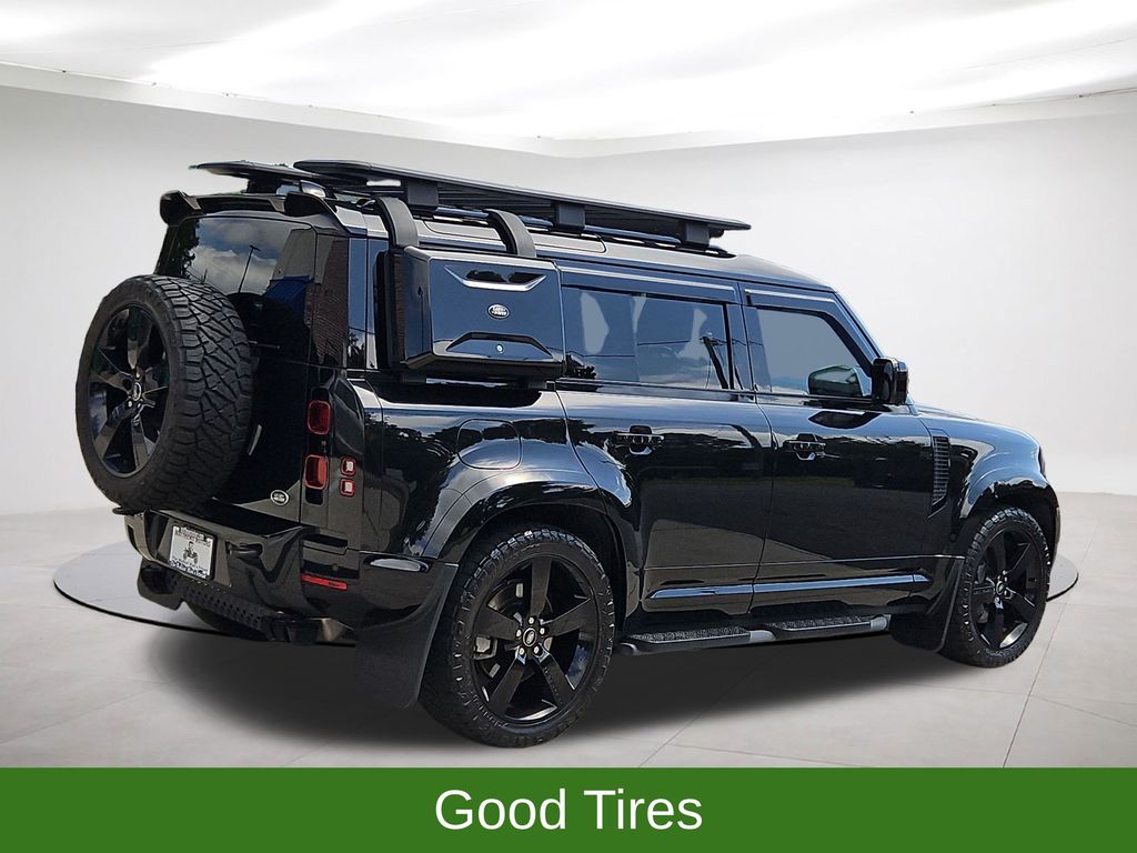 2023 Land Rover Defender 7