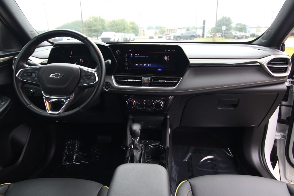 Used 2025 Chevrolet TrailBlazer SUV