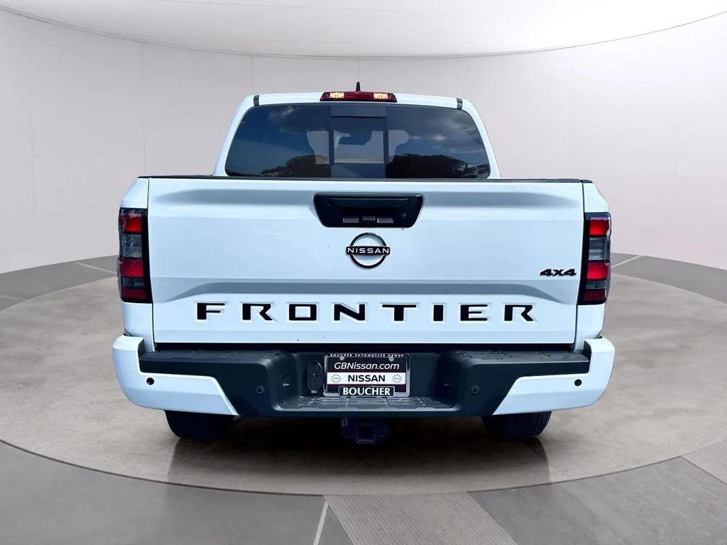 New 2026 Glacier White Nissan Crew Cab SV image 4