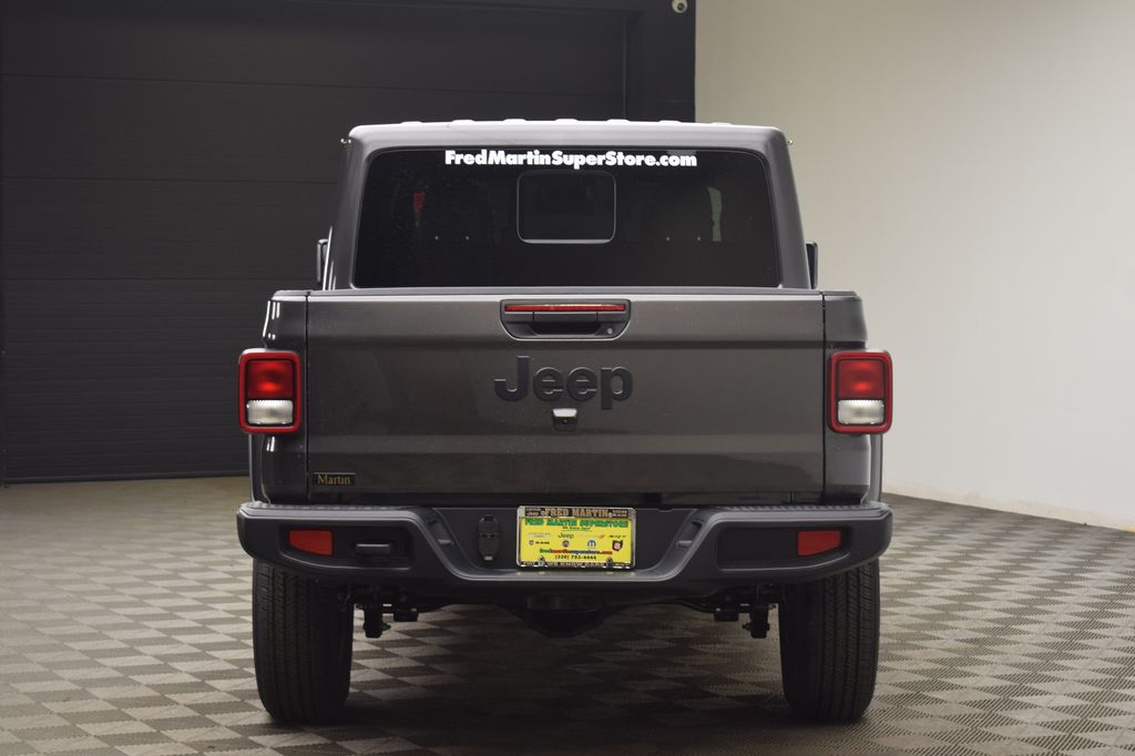 new 2026 Jeep Gladiator car, priced at $47,491