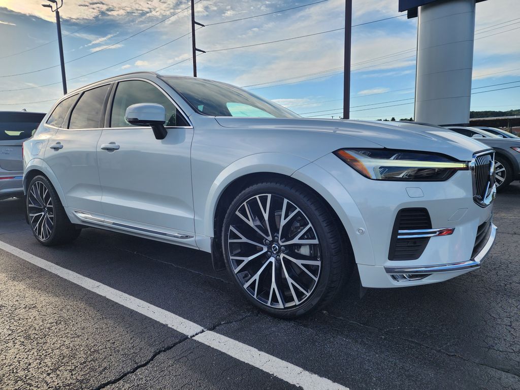 2022 Volvo XC60 B6 Inscription AWD