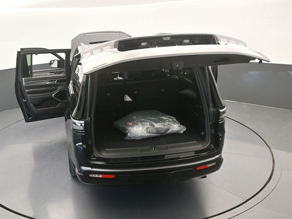 New 2026 High Gloss Black Jeep Limited Reserve image 69