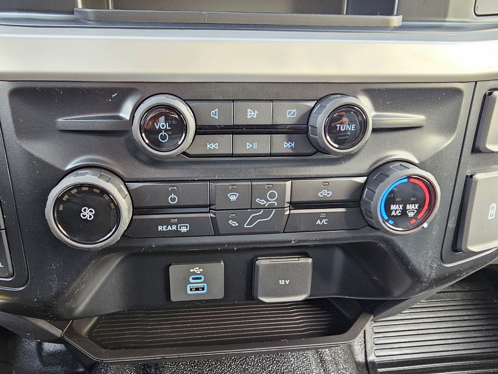 New 2024 White Ford XL image 29