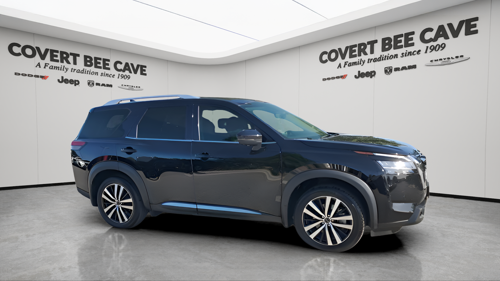 Used Car 2023 Nissan Pathfinder  Platinum For Sale Under $35,000 In Austin, Texas