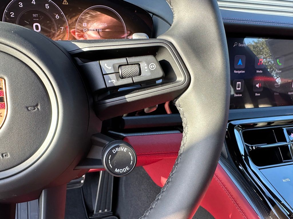 Thumbnail: 2026 Porsche Panamera - 16