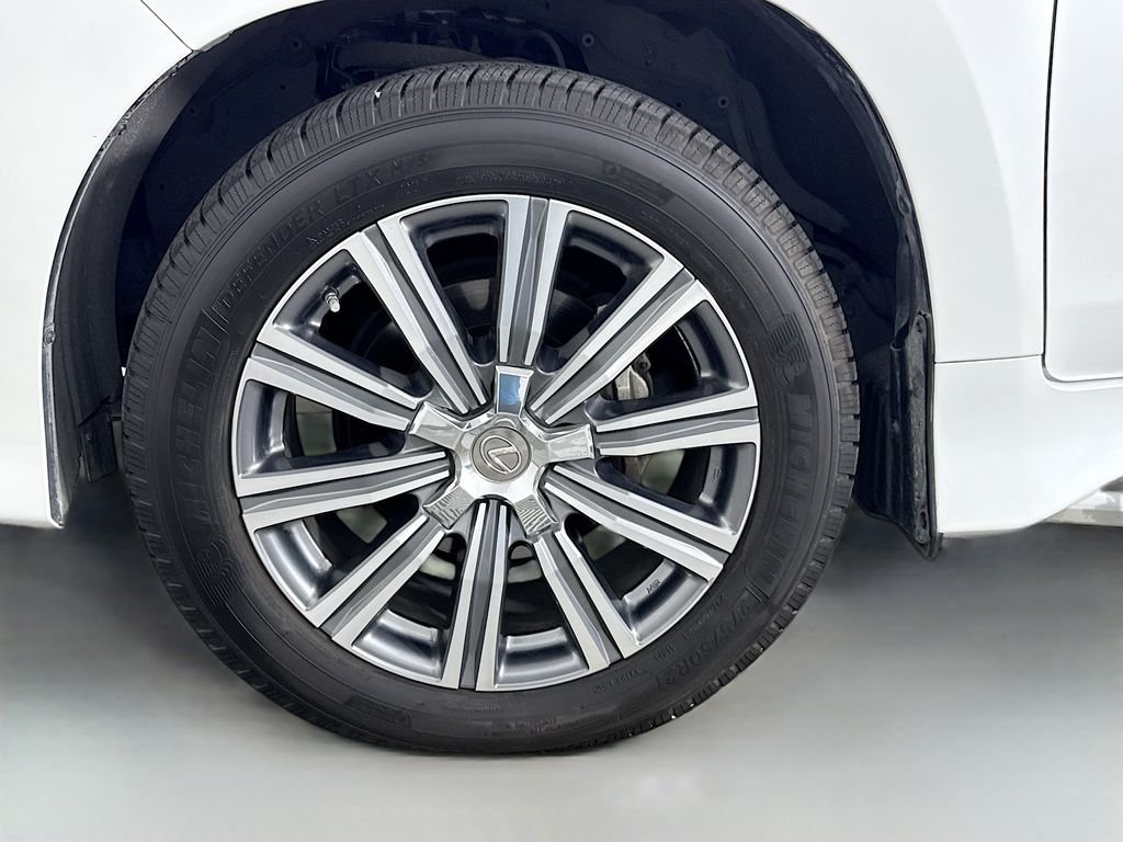 Thumbnail: 2017 Lexus LX - 31
