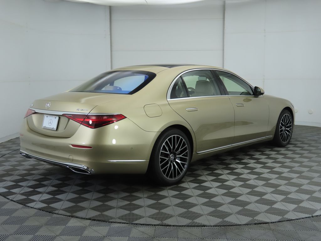 Thumbnail: 2026 Mercedes-Benz S-Class - 5