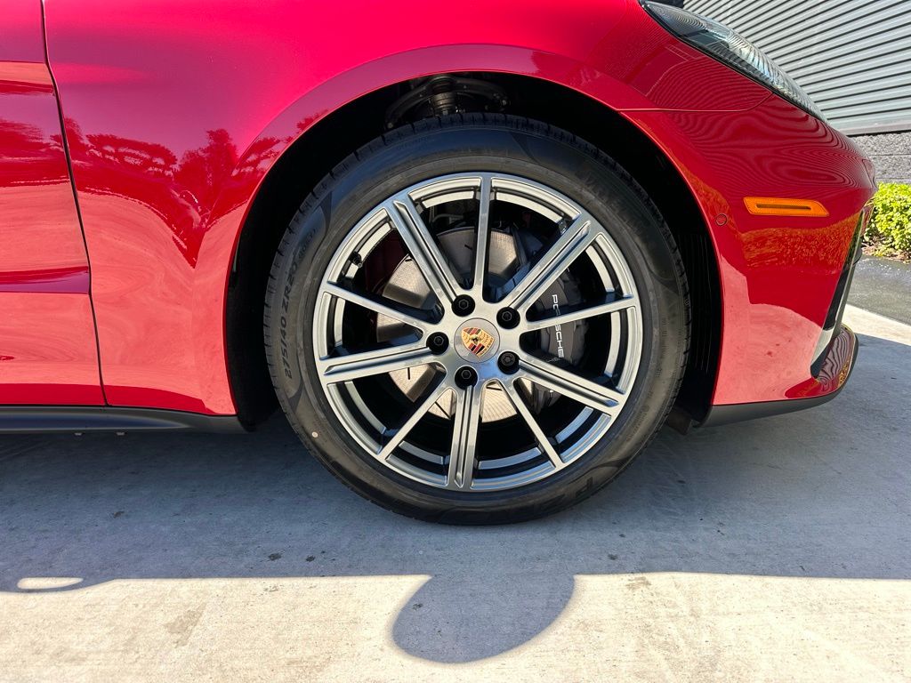 Thumbnail: 2026 Porsche Panamera - 15