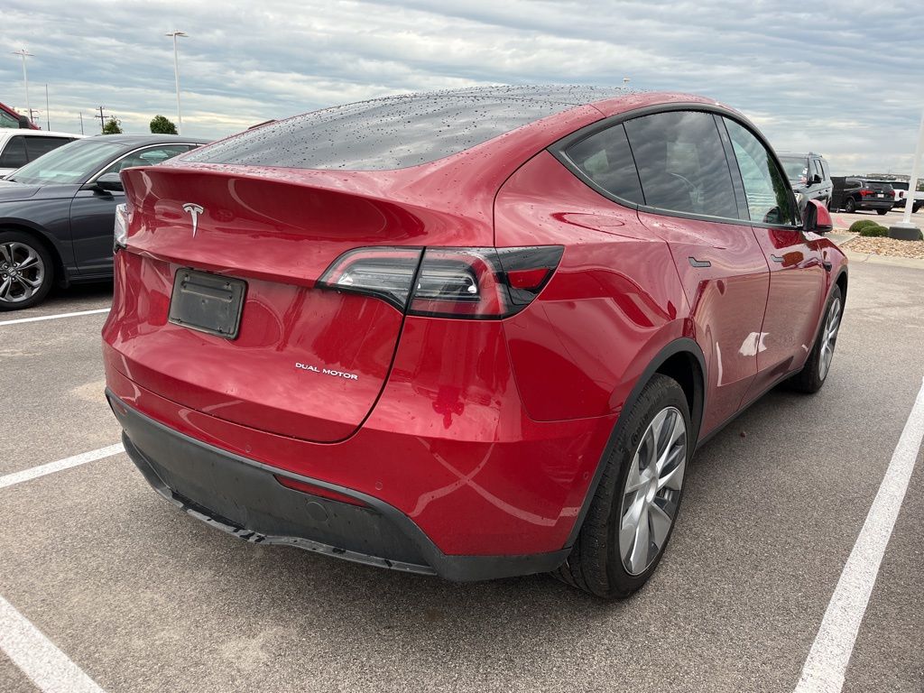 2022 Tesla Model Y Long Range 3