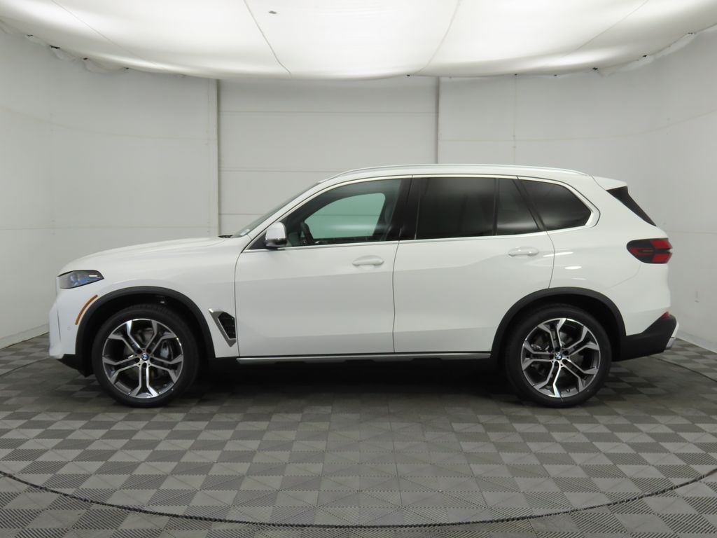 Thumbnail: 2026 BMW X5 - 8