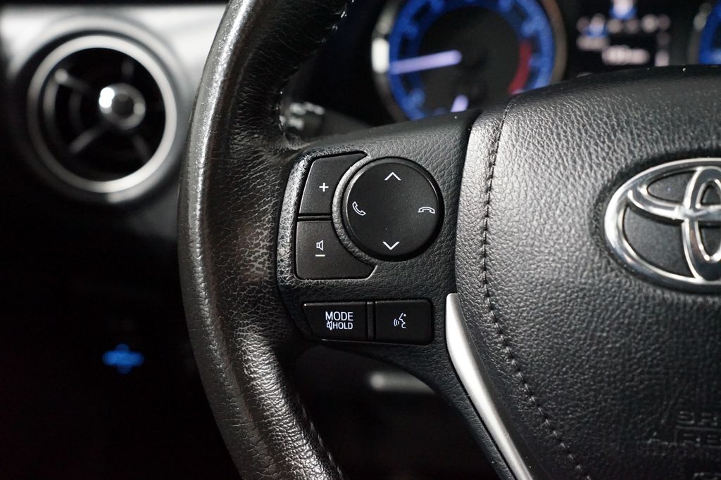 Thumbnail: 2019 Toyota Corolla - 14