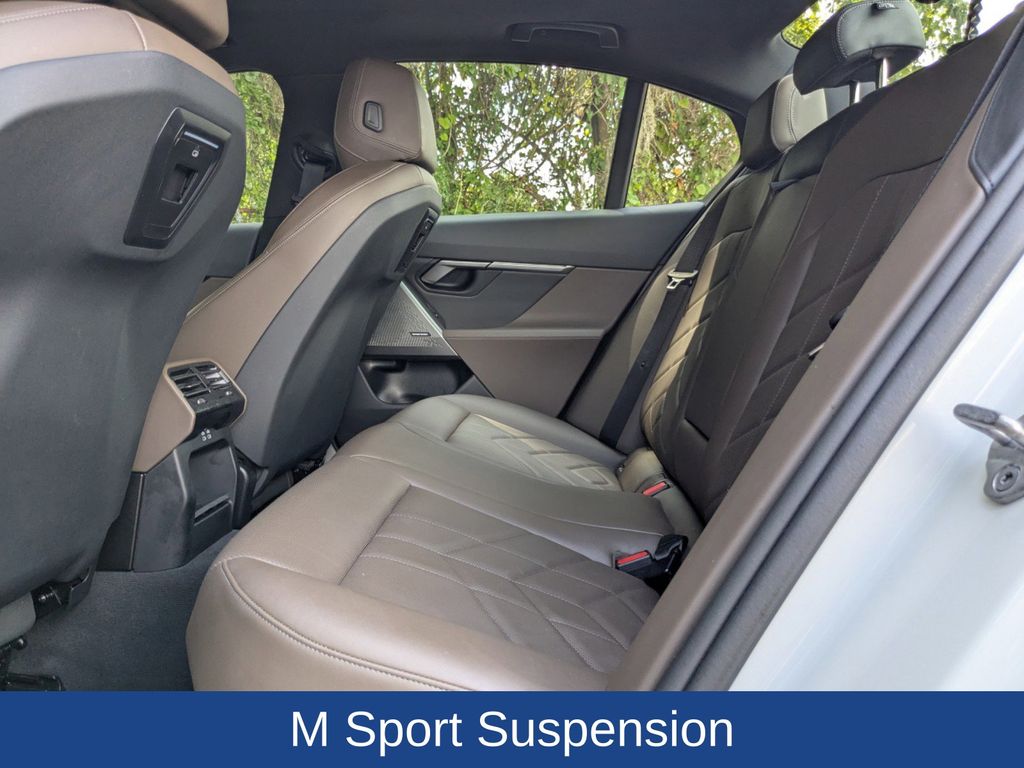 2024 BMW i5 eDrive40