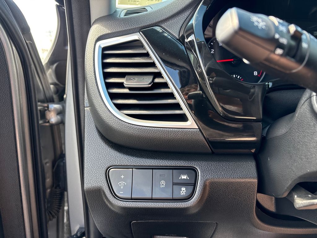 Used Car 2023 Kia Seltos  Ex For Sale Under $25,000 In Austin, Texas