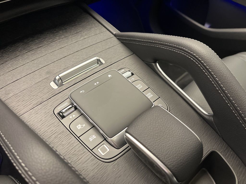 Thumbnail: 2026 Mercedes-Benz GLE - 21
