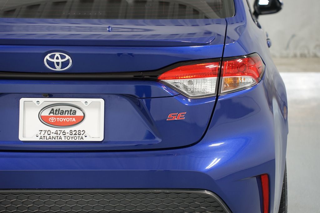 Thumbnail: 2021 Toyota Corolla - 10