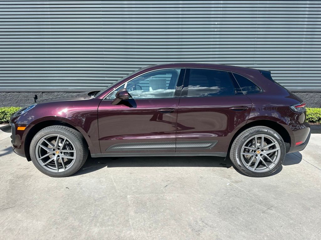 Thumbnail: 2026 Porsche Macan - 2
