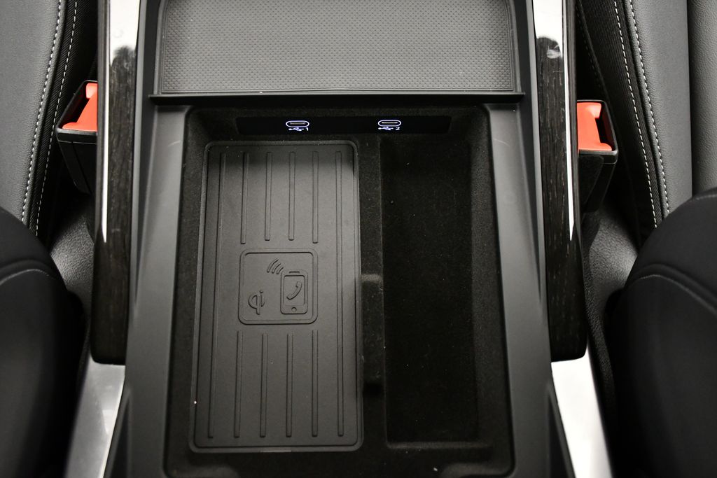 2025 Audi Q7 Premium 30