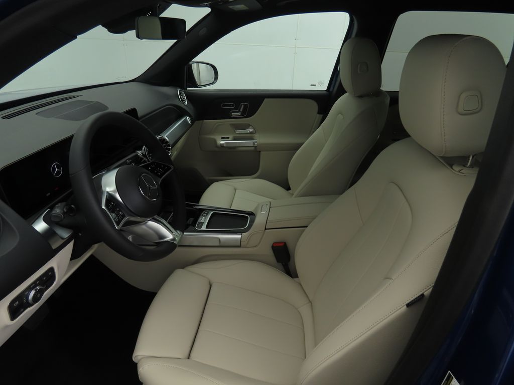 Thumbnail: 2026 Mercedes-Benz GLB - 21