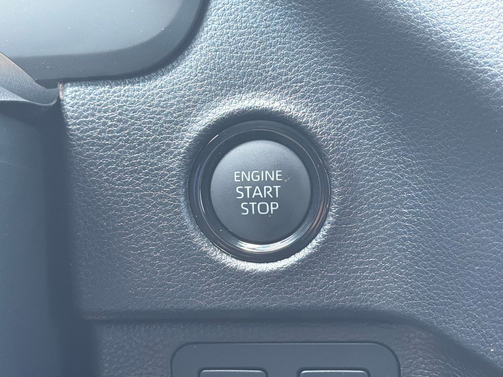 2026 Toyota Tundra SR5 - Photo 31
