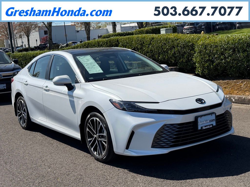 White (Wind Chill Pearl) 2025 Toyota Camry XLE AWD Sedan All-Wheel Drive Continuously Variable Transmission